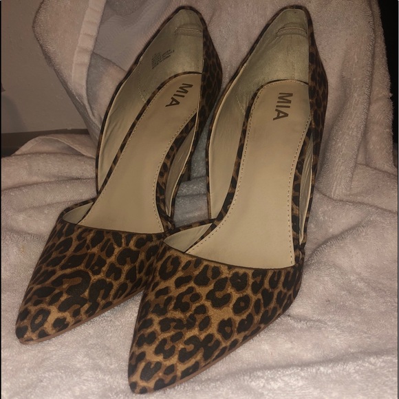 Animal print heels - Picture 4 of 5